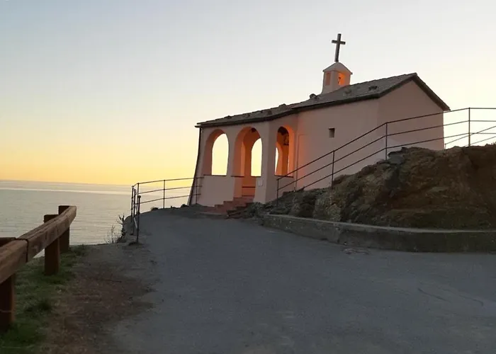 Fabienne Alojamento de Acomodação e Pequeno-almoço Bonassola